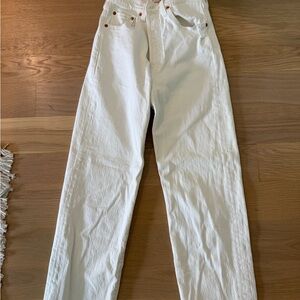 White High-Waisted Jeans